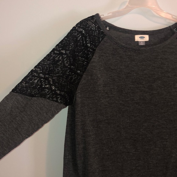 Old Navy Top - Picture 2 of 4